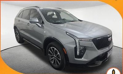 2025 Cadillac XT4 Sport