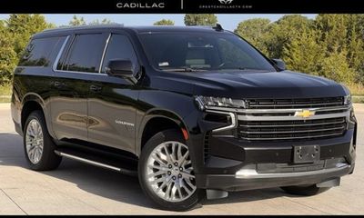 2024 Chevrolet Suburban LT