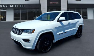 2021 Jeep Grand Cherokee Laredo