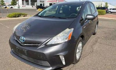 2014 Toyota Prius V Three