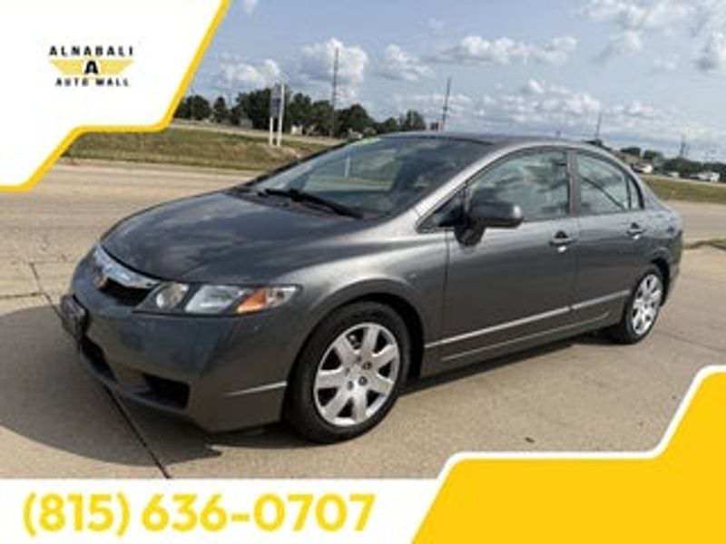2009 Honda Civic — a typically priced live listing