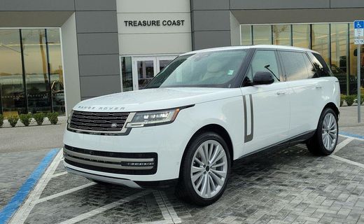 2026 Land Rover Range SE