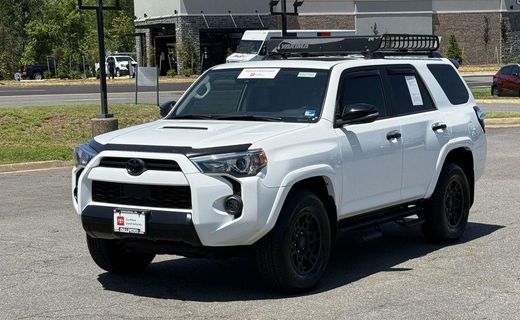 2021 Toyota 4RUNNER Venture