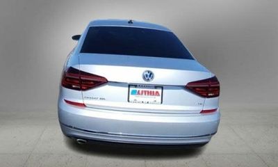 2017 Volkswagen Passat SEL Premium