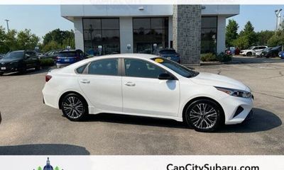 2023 Kia Forte GT Line