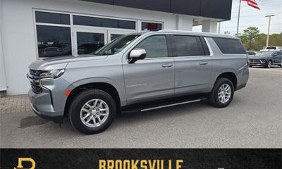 2024 Chevrolet Suburban LT