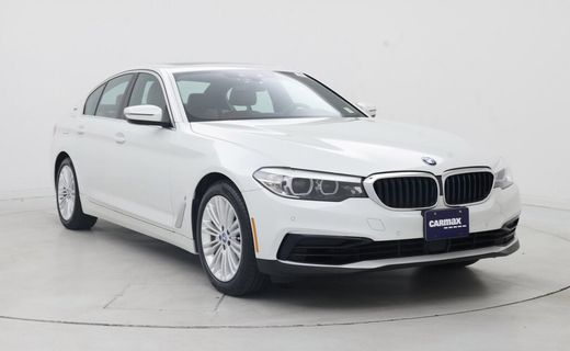 2019 BMW 530E