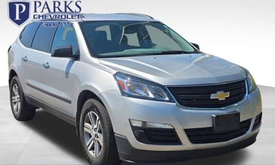 2017 Chevrolet Traverse LS