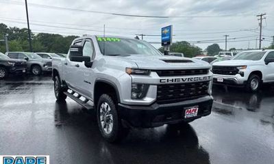 2022 Chevrolet Silverado HD Custom
