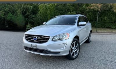 2015 Volvo XC60 Premier NON R