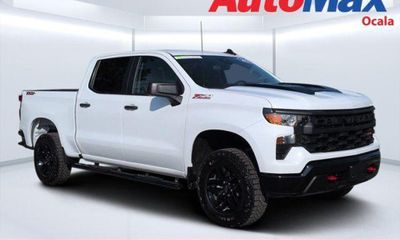 2025 Chevrolet Silverado Trail Boss Custom