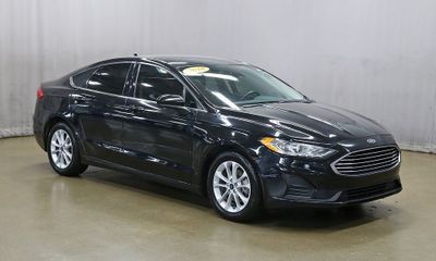 2020 Ford Fusion SE