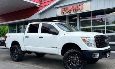 2017 Nissan Titan S