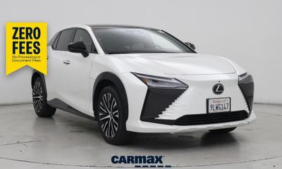 2023 Lexus RZ 450E Luxury Premium