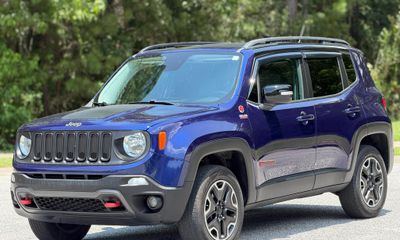 2016 Jeep Renegade Trailhawk