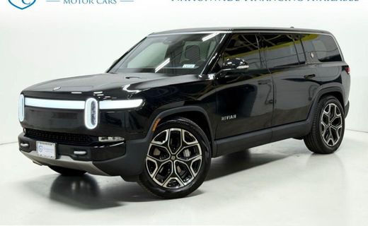 2024 Rivian R1S Adventure