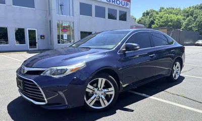 2017 Toyota Avalon
