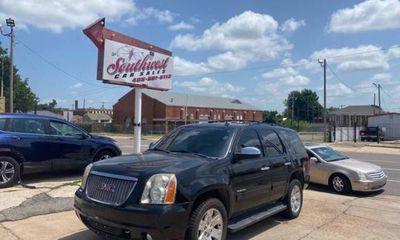 2011 GMC Yukon SLT