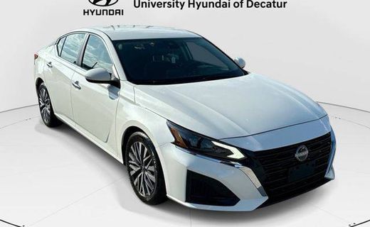 2023 Nissan Altima SV