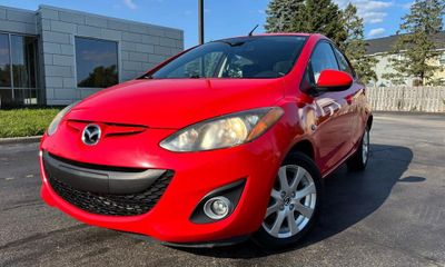 2013 Mazda MAZDA2 Touring GS