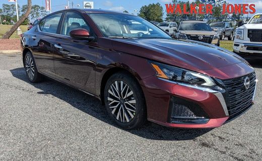 2024 Nissan Altima SV