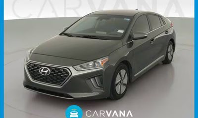 2022 Hyundai Ioniq SE