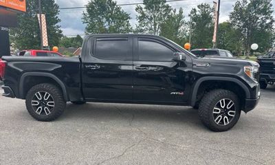2020 GMC Sierra AT4