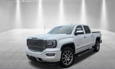 2017 GMC Sierra Denali