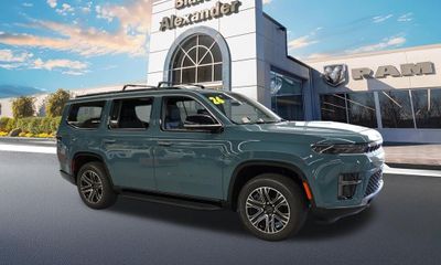 2026 Jeep Grand Wagoneer Base