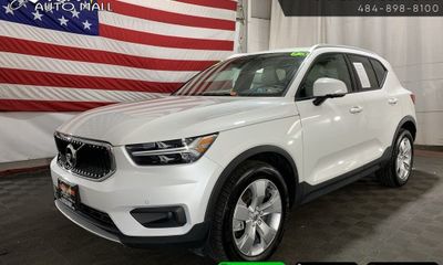 2022 Volvo XC40 Momentum Excl S60