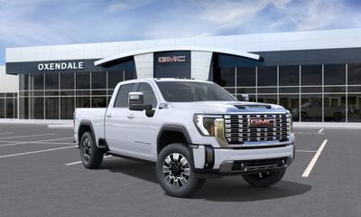 2026 GMC Sierra HD Denali