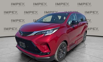 2024 Toyota Sienna XSE