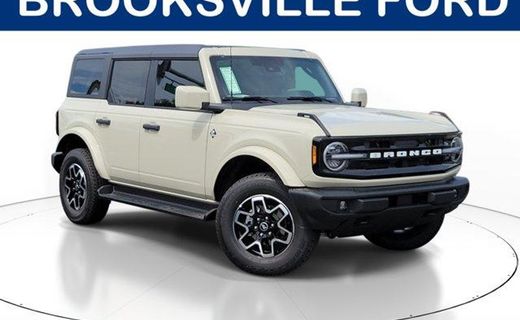 2026 Ford Bronco Outer Banks