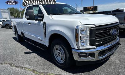 2025 Ford F-350 XL