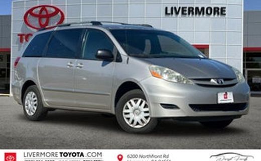 2005 Toyota Sienna LE