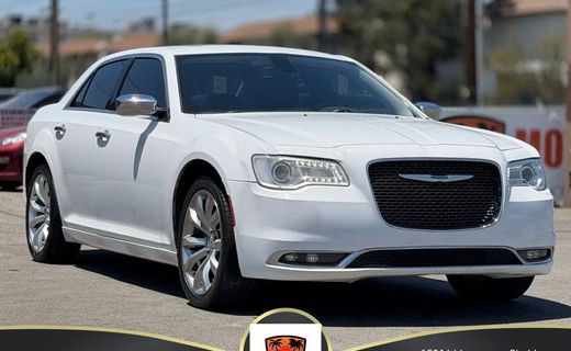 2019 Chrysler 300