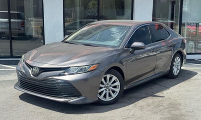 2018 Toyota Camry L LE SE