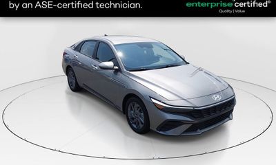 2024 Hyundai Elantra SEL