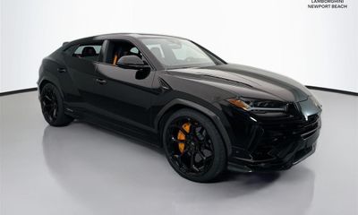 2024 Lamborghini Urus Performante