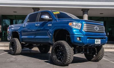 2017 Toyota Tundra Platinum 1794