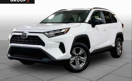 2025 Toyota RAV4 LE