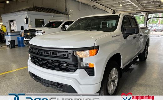 2023 Chevrolet Silverado Custom