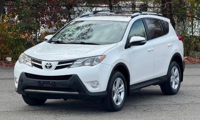 2013 Toyota RAV4 Sports