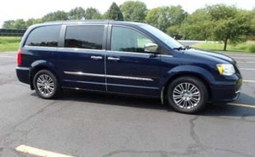 2014 Chrysler Town AND Country