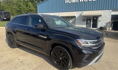 2022 Volkswagen Atlas Cross Sport SE