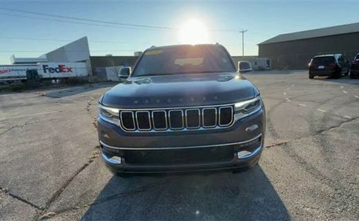 2024 Jeep Wagoneer L Base