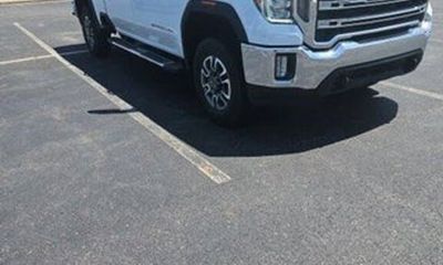 2022 GMC Sierra HD SLE