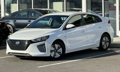 2019 Hyundai Ioniq Blue HEV