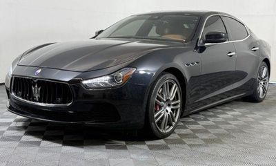 2017 Maserati Ghibli Luxury