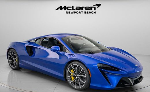 2024 McLaren Artura